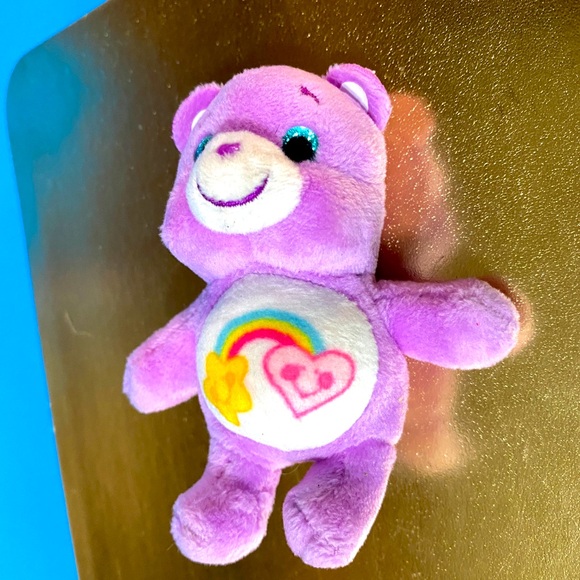 CARE BEARS SURPRIZAMALS 2019 SURPRISE BEAR WITH SPARKLY BLUE EYES MINI PLUSH - Picture 3 of 10